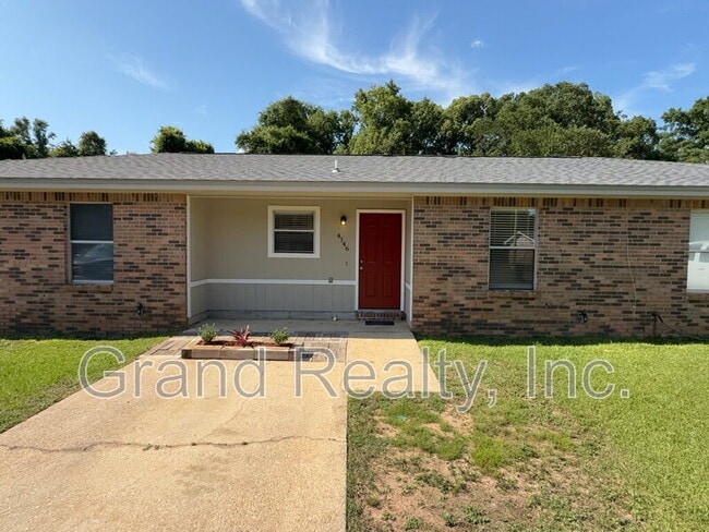 property at 4146 Charles Cir