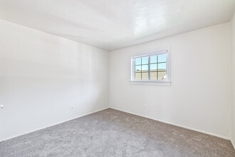 Webster Court Apartments in Petersburg, VA - Building Photo - Building Photo