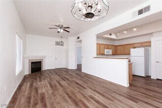 3545 Cactus Shadow St in Las Vegas, NV - Building Photo - Building Photo