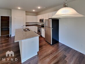 225 Lippard Springs Cir in Statesville, NC - Building Photo - Building Photo