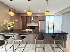 231 W Scott St, Unit 1 in Chicago, IL - Building Photo - Building Photo