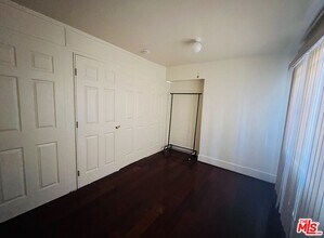 1557 W 29th St in Los Angeles, CA - Building Photo - Building Photo