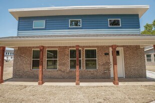 712 N Honey Locust Bnd in Fayetteville, AR - Building Photo