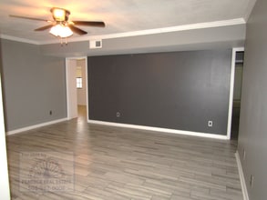 42 Creekridge Cir in Sherwood, AR - Building Photo - Building Photo