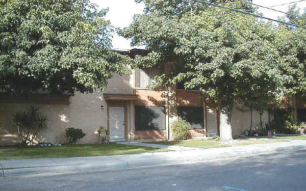 1173 Alpha Rd in Turlock, CA - Building Photo - Building Photo