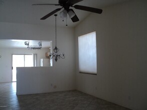 4466 E Coyote Washington Dr in Cave Creek, AZ - Building Photo - Building Photo