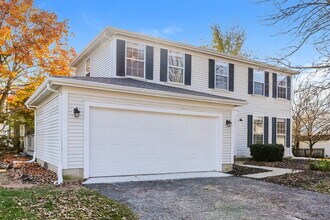 5911 Vero Dr in Hilliard, OH - Foto de edificio - Building Photo