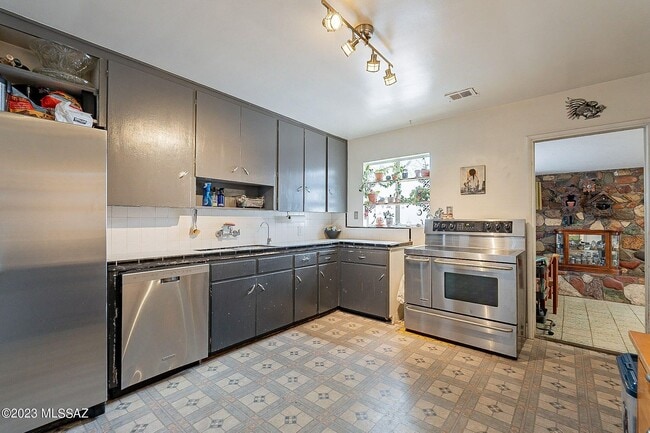 6534 E 12th St in Tucson, AZ - Building Photo - Building Photo