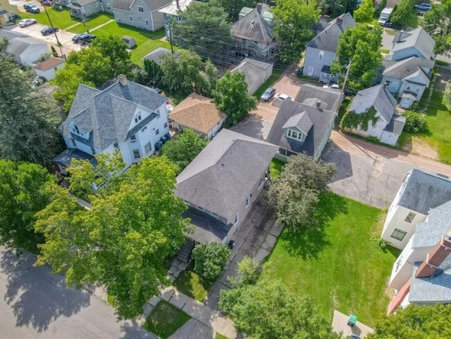 607 Grant St in Wausau, WI - Building Photo - Building Photo