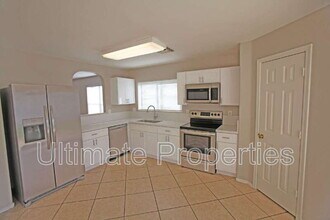 10526 W Via Del Sol in Peoria, AZ - Building Photo - Building Photo