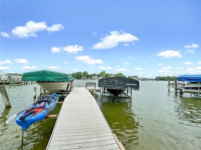 4722 West Arm Rd in Spring Park, MN - Building Photo - Building Photo