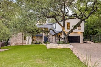 1105 Constant Springs Dr in Austin, TX - Building Photo - Building Photo