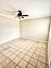 1518 Wirt Rd in Houston, TX - Building Photo - Building Photo