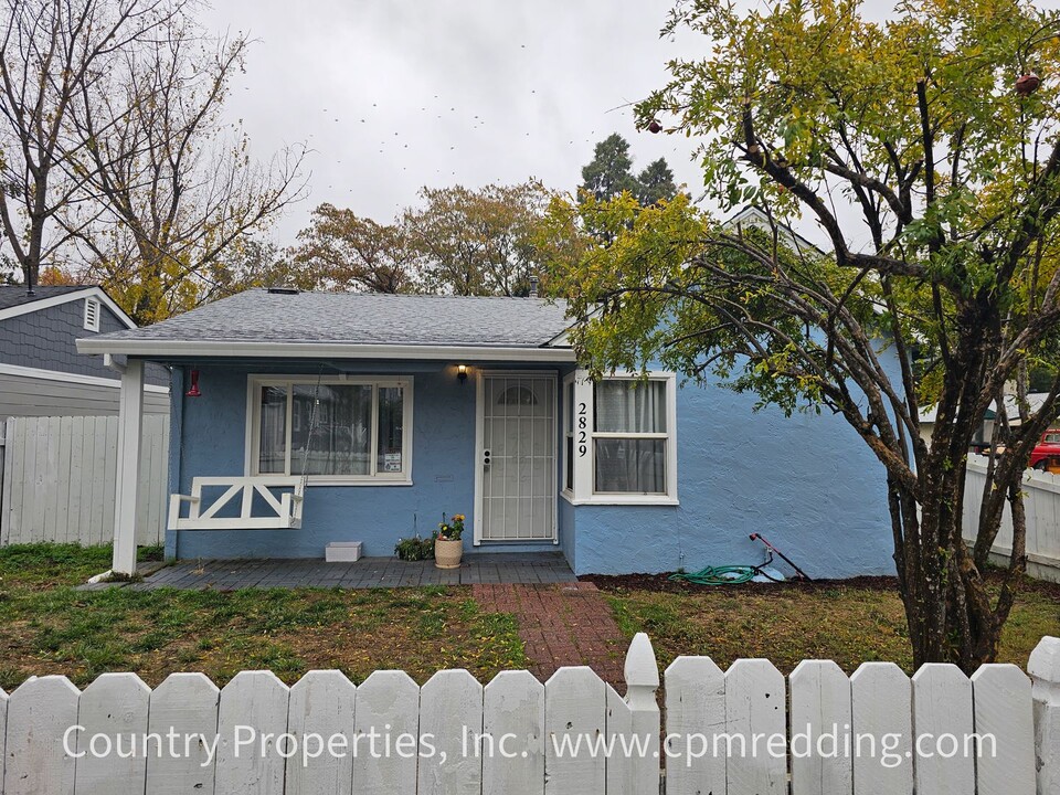 2829 Leland Ave in Redding, CA - Building Photo