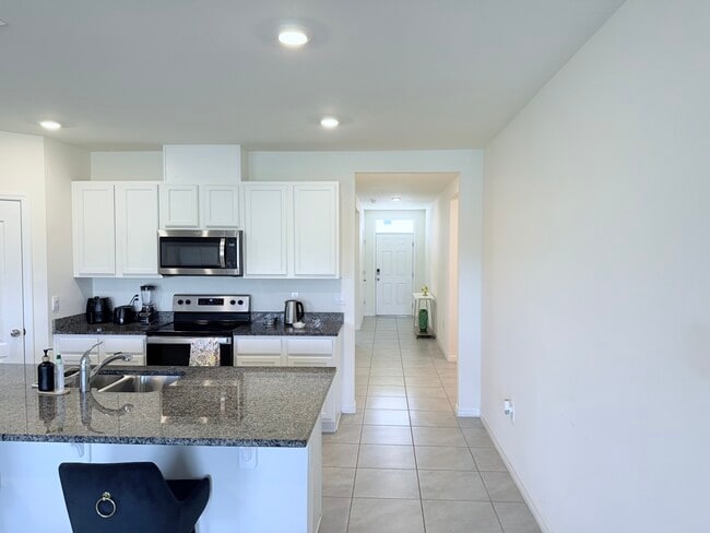 property at 2463 Taloncrest Ct