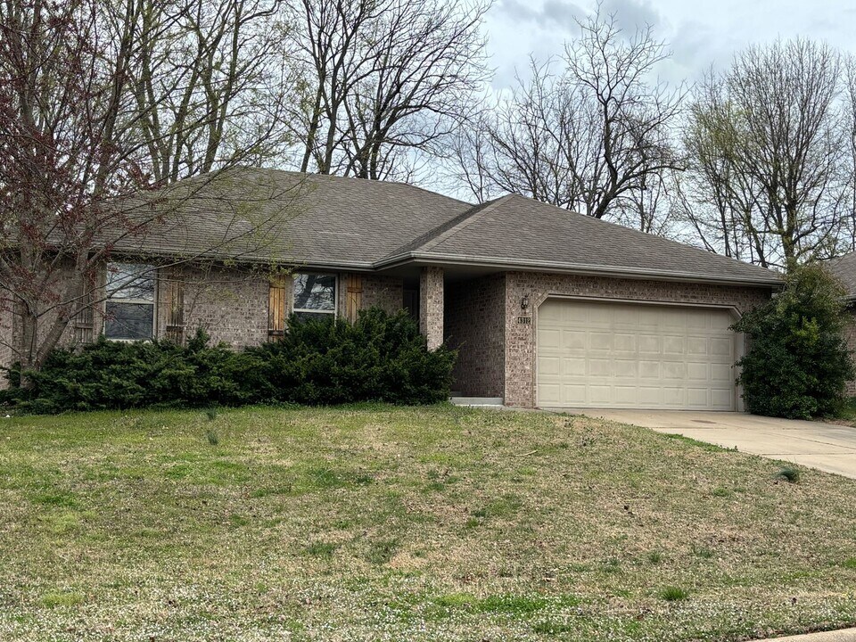 4312 S Hemlock Ave in Springfield, MO - Building Photo