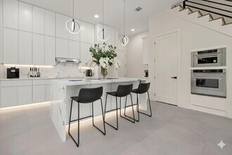 5117 Schuler St in Houston, TX - Building Photo - Building Photo