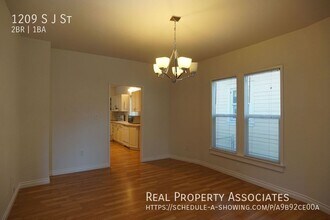 1209 S J St in Tacoma, WA - Building Photo - Building Photo
