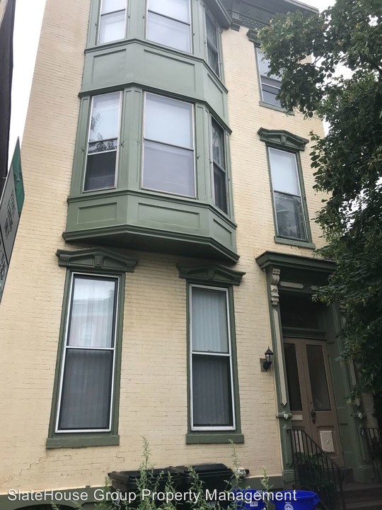 1009 N 2nd St in Harrisburg, PA - Foto de edificio