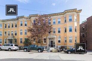 137 Chiswick Rd in Boston, MA - Building Photo