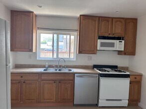 14520 Killion St, Unit K20 in Sherman Oaks, CA - Building Photo - Building Photo