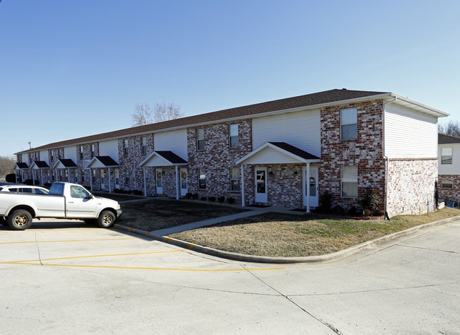 Riverside Townhomes in Ozark, MO - Foto de edificio - Building Photo