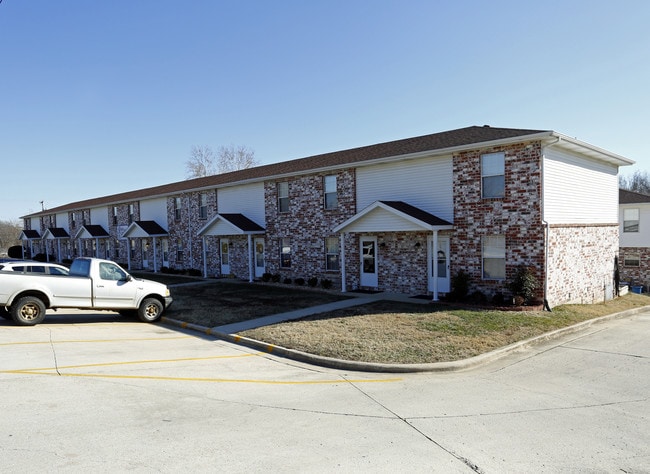 Riverside Townhomes in Ozark, MO - Building Photo - Building Photo