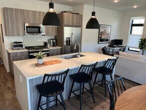 930 Blue River Pkwy in Silverthorne, CO - Building Photo - Building Photo