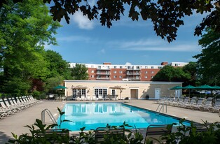 Towers of Colonie Apartments