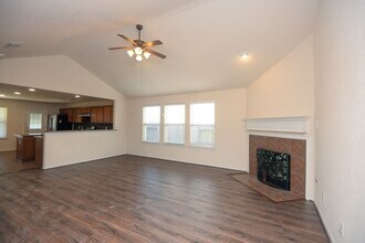 5923 Bonita Creek in Missouri City, TX - Building Photo - Building Photo