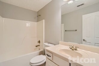 2718 Annapolis Ct in Murfreesboro, TN - Building Photo - Building Photo