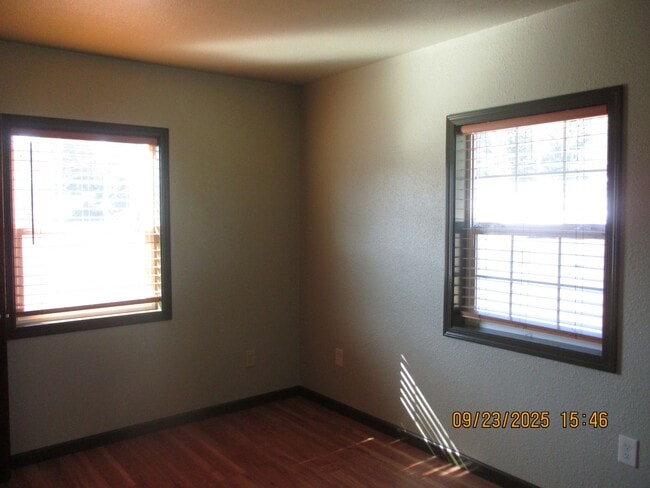 6511 Olympic Hwy in Aberdeen, WA - Building Photo - Building Photo