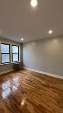930-Berkeley Manor, LLC in Bayonne, NJ - Building Photo - Building Photo