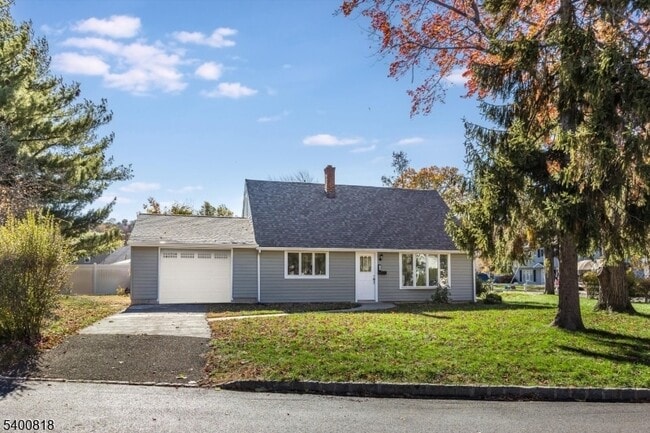 property at 1 Pine Ct