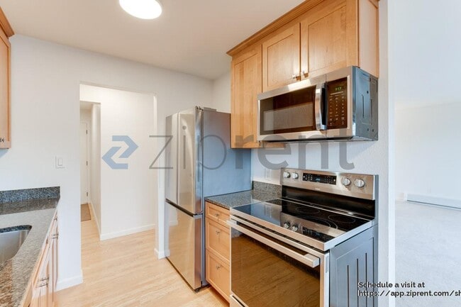 911 N 73rd St in Seattle, WA - Building Photo - Building Photo