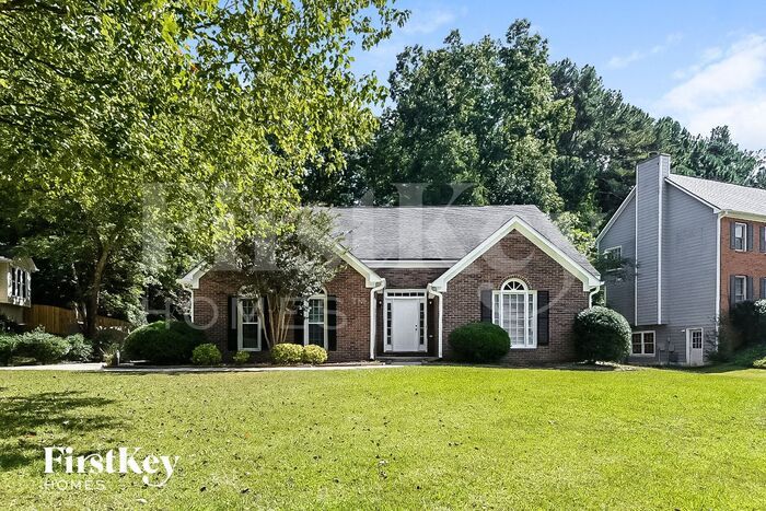 2606 Loring Rd in Kennesaw, GA - Foto de edificio