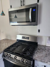 238 W 22nd St in Merced, CA - Building Photo - Building Photo