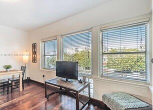 1555 Pennsylvania Ave in Miami Beach, FL - Building Photo - Building Photo