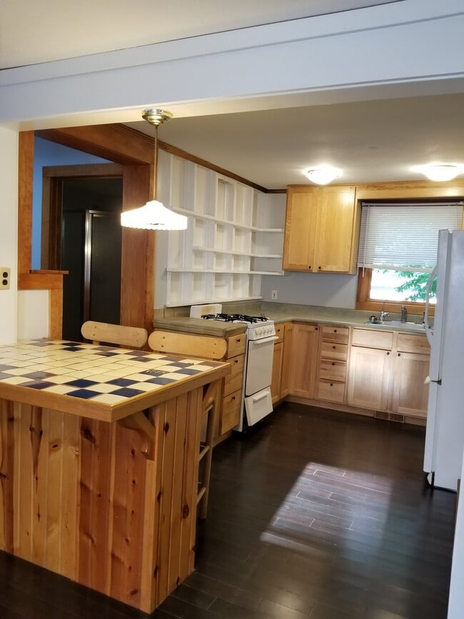 310 E 16th St in Bloomington, IN - Building Photo - Building Photo