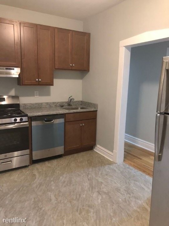 3222 N Karlov Ave-Unit -#2S in Chicago, IL - Building Photo