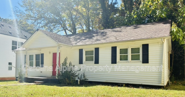 2716 Mayfair Ave in Charlotte, NC - Building Photo - Building Photo