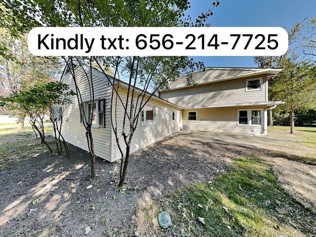 property at 915 W 59th St