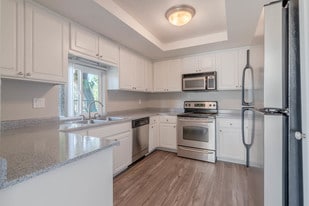 Canyon Crest Views Apartments