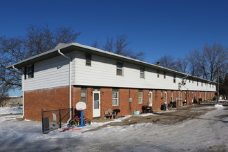 1109-1155 Talcott St in Fort Atkinson, WI - Foto de edificio - Building Photo