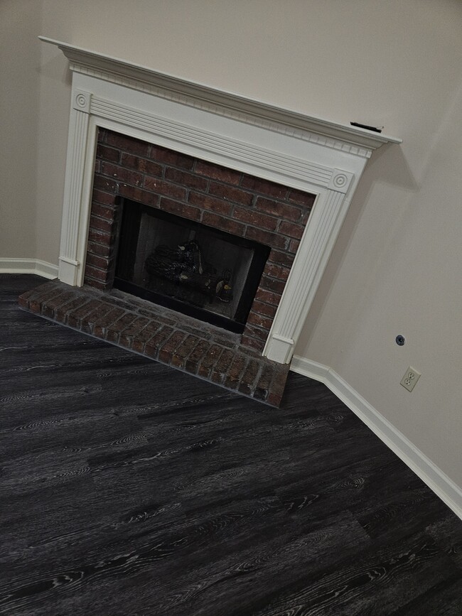 property at 1841 Dewars Cove N