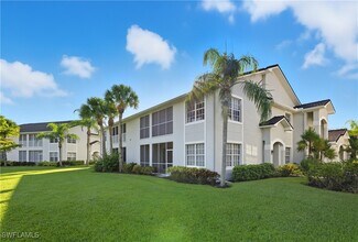 5873 3 Iron Dr in Naples, FL - Building Photo - Building Photo