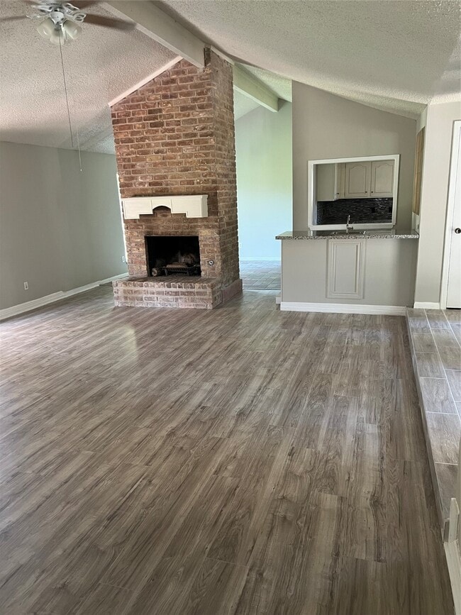 1603 Chestnut Ridge Rd