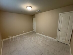 4201 W Wren Ave in Visalia, CA - Building Photo - Building Photo
