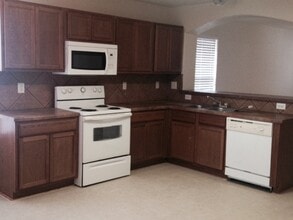 9271 Everton in San Antonio, TX - Building Photo - Building Photo