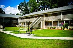 Linden Court Apartments in Texarkana, AR - Building Photo